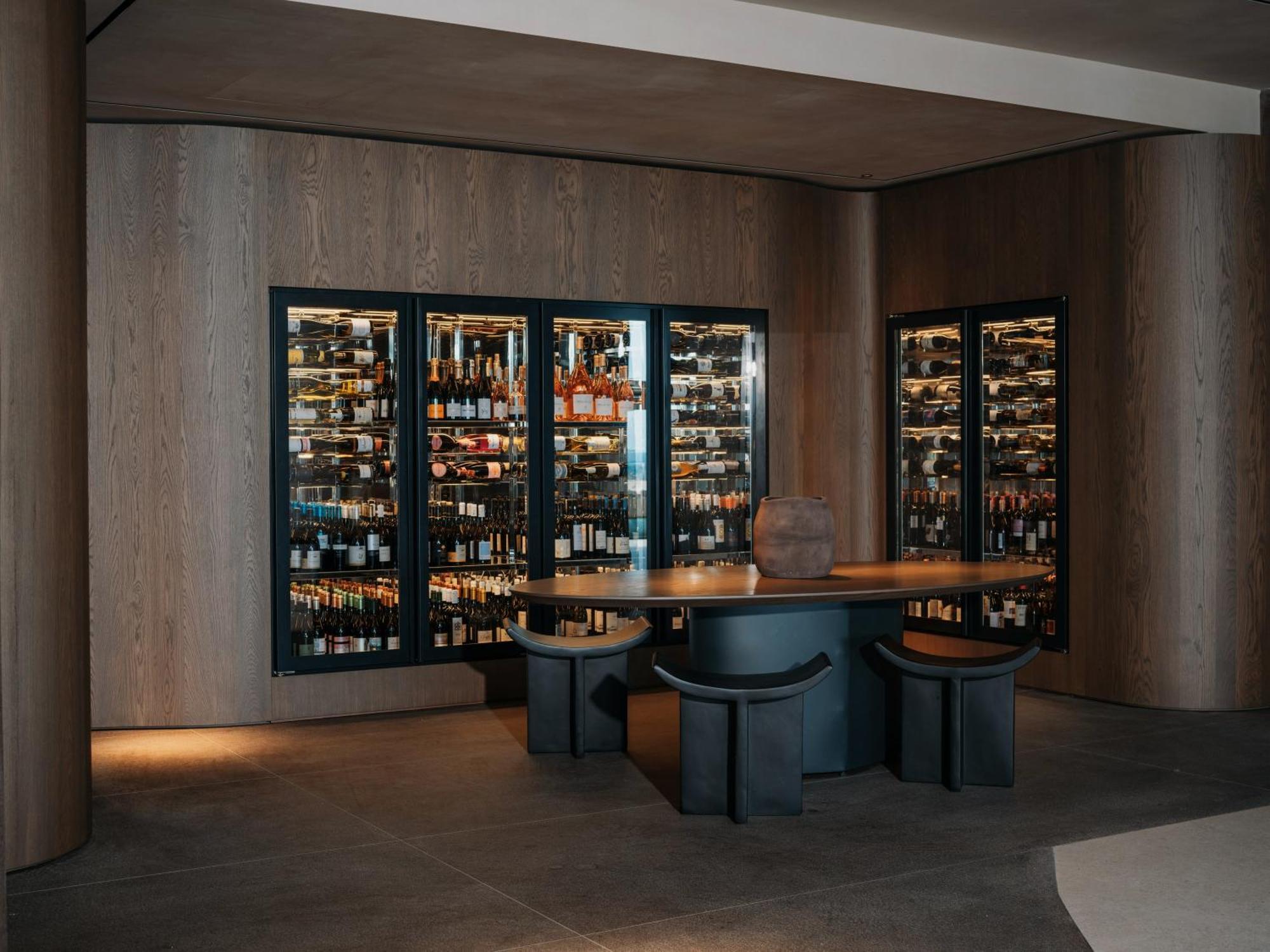 Minos Palace Resort - Adults Only آغيوس نيكولاوس المظهر الخارجي الصورة The wine bar at the restaurant